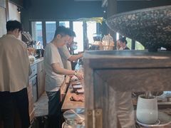 -Metal hands·铁手咖啡