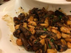 -山明水秀大饭店