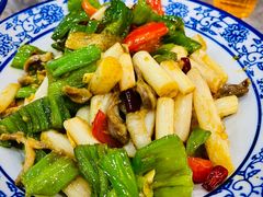 -江城燕子大排档(江汉路步行街店)