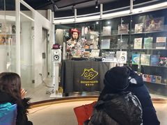 -浣熊唱片店(上海影城店)