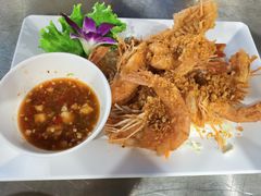 蒜爆虾-两兄弟Song Pee Nong(2号店)