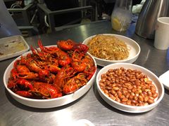 四川麻辣虾-龙巢盱眙龙虾·牛蛙·烧烤宵夜(八卦岭店)