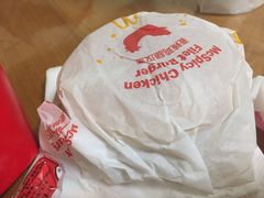 -麦当劳(莘松路芭比伦DT店)