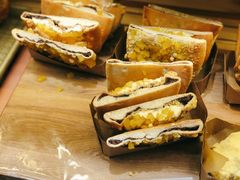 栗子红豆奶油面包-多乐之日(颐堤港店)