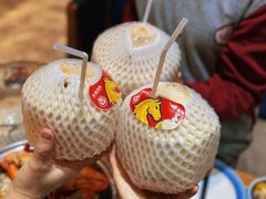 椰子水-亚马逊蒸汽活海鲜自助(LCM置汇旭辉广场店)