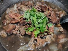 -大众跷脚牛肉馆·非遗传承单位(峨眉山店)