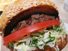 -The Habit Burger Grill 哈比特汉堡(复兴soho店)