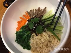 -云海肴·汽锅鸡·云南菜(天山百盛优客店)