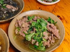 -大众跷脚牛肉馆·非遗传承单位(峨眉山店)