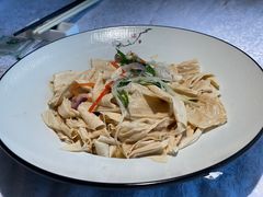 捞腐竹-五稻厨房粤西菜(新闻店)