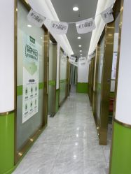 -苗医生专业祛痘·皮肤管理