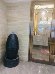 -香港倾城国际·美容美体中心