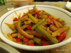 -羊子两室一厅