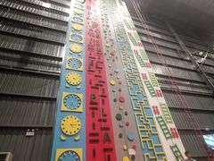 -极限PLAY运动娱乐新世界·团建派对潮玩休闲馆·室内蹦极高空游乐园