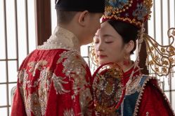 -都市丽人婚纱摄影