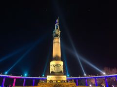 -人民防洪胜利纪念塔