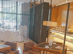 -鱼鲜饭香·招牌汽锅剁椒鱼头王