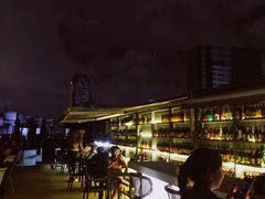 -顽啤熊·酒客酒馆(苏城夜景必选店)