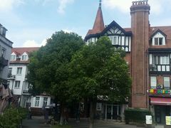 -钟书阁(松江泰晤士小镇店)