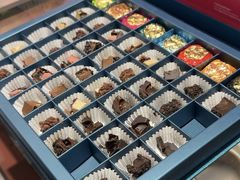 -VENCHI 闻绮(北京国贸商城店)