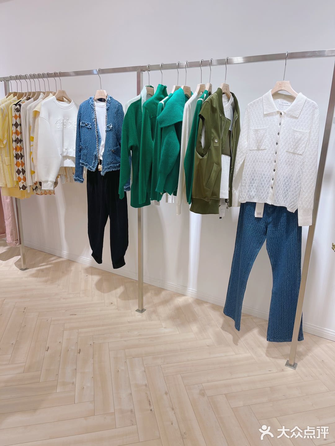 是一家值得专程去逛的服装店～