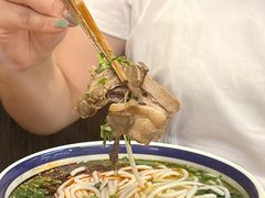 -云阿蛮云南生烫牛肉米线(奉贤路店)