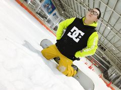 -乔波室内滑雪场