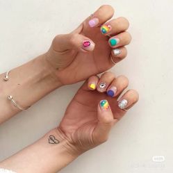 -悦指间美甲美睫