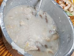 -洲心明记烧肉大粥(总店)