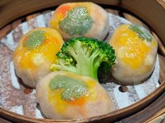 黄椒酱鲜虾钓鱿水晶饺-银灯食府(丽丰国际中心店)