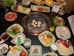 -梨花甄选自助烤肉(小寨原力场店)