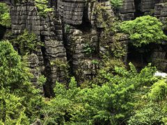 -梭布垭石林景区