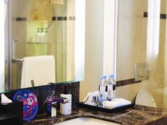 -青岛海尔洲际酒店