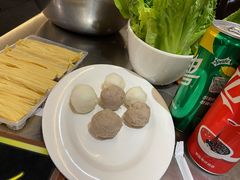 -胡须佬鸡煲四季火锅店(石厦西村直营店)