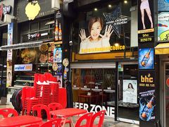 -BHC炸鸡(明洞总店)