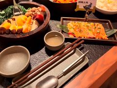 -三出山火锅(南京万象天地店)