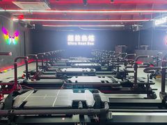 -超菲特健身工作室(晨月店)