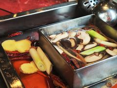-红鼎坊·老成都火锅(新南门店)