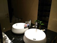 -南洋冠盛酒店(广州天河公园地铁站店)