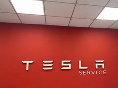 -TESLA 特斯拉(深圳坂田特斯拉中心)