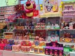 -名创优品(海珠乐峰广场店)