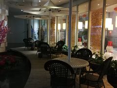 -喜鹊愉家酒店(郑州曼哈顿博览中心地铁站店)