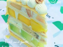 应季白巧水果千层-PAOPAO Bakery&Café(港汇店)