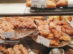 -罗森尼娜(德思勤店)