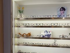 -视野联行眼镜·蔡司·控优点授权(长白万象汇店)