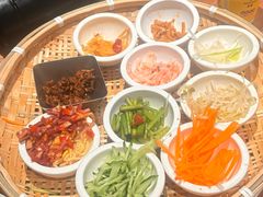 -包整·丝娃娃(一览甲秀楼风景店)