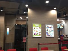 -肯德基(庄士敦道店)