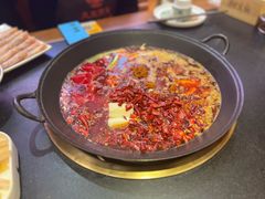 -沸炉重庆老火锅(军事博物馆店)