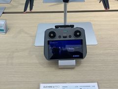 -DJI大疆(深圳华强北曼哈授权体验店)