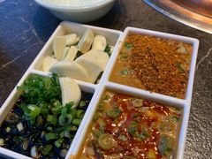 蘸料-一品诚记烤肉(大连柏威年购物中心店)